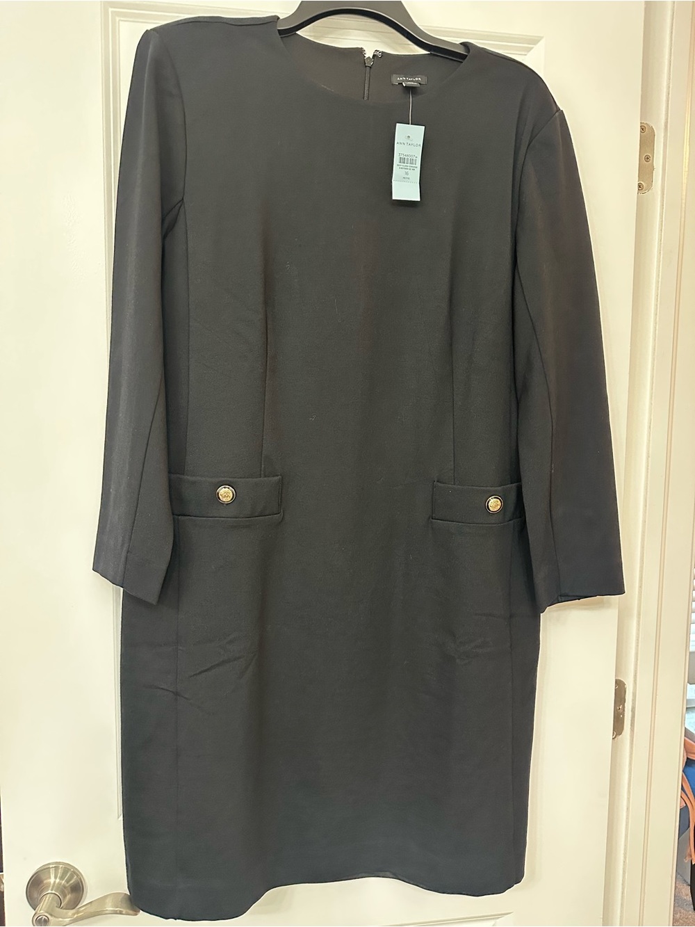 Ann Taylor Black Long Sleeve fully lined Dress. Size 16P NWT